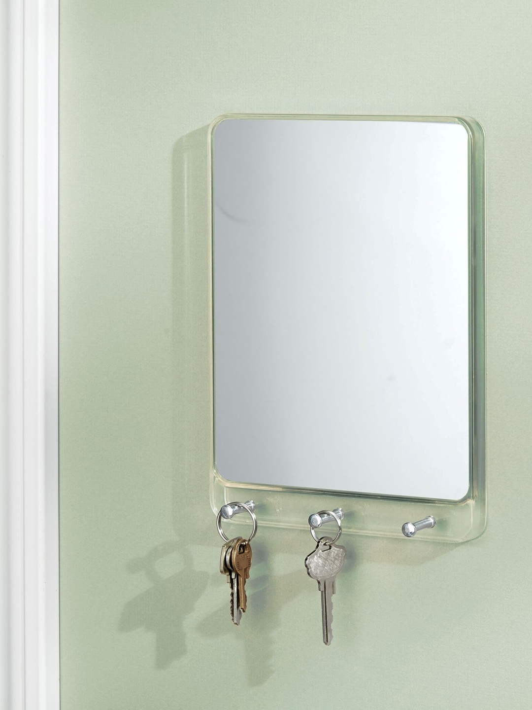 

INTERDESIGN White Mirror & Key Holder
