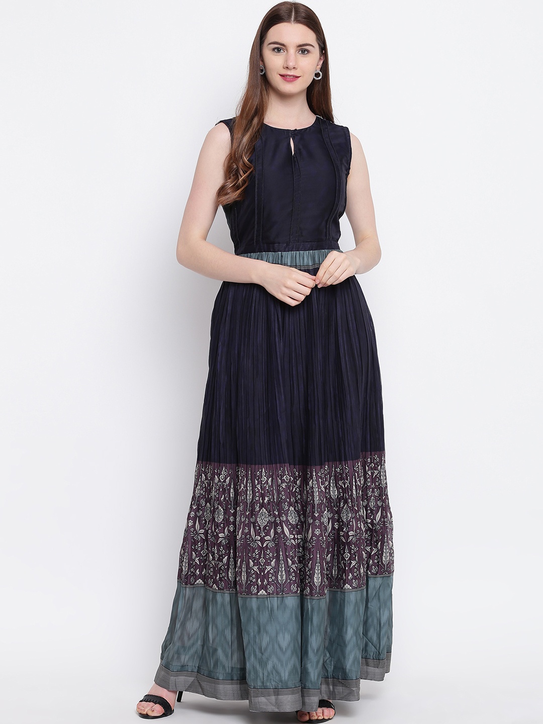 

Kvsfab Women Multicoloured Printed Maxi Dress, Multi