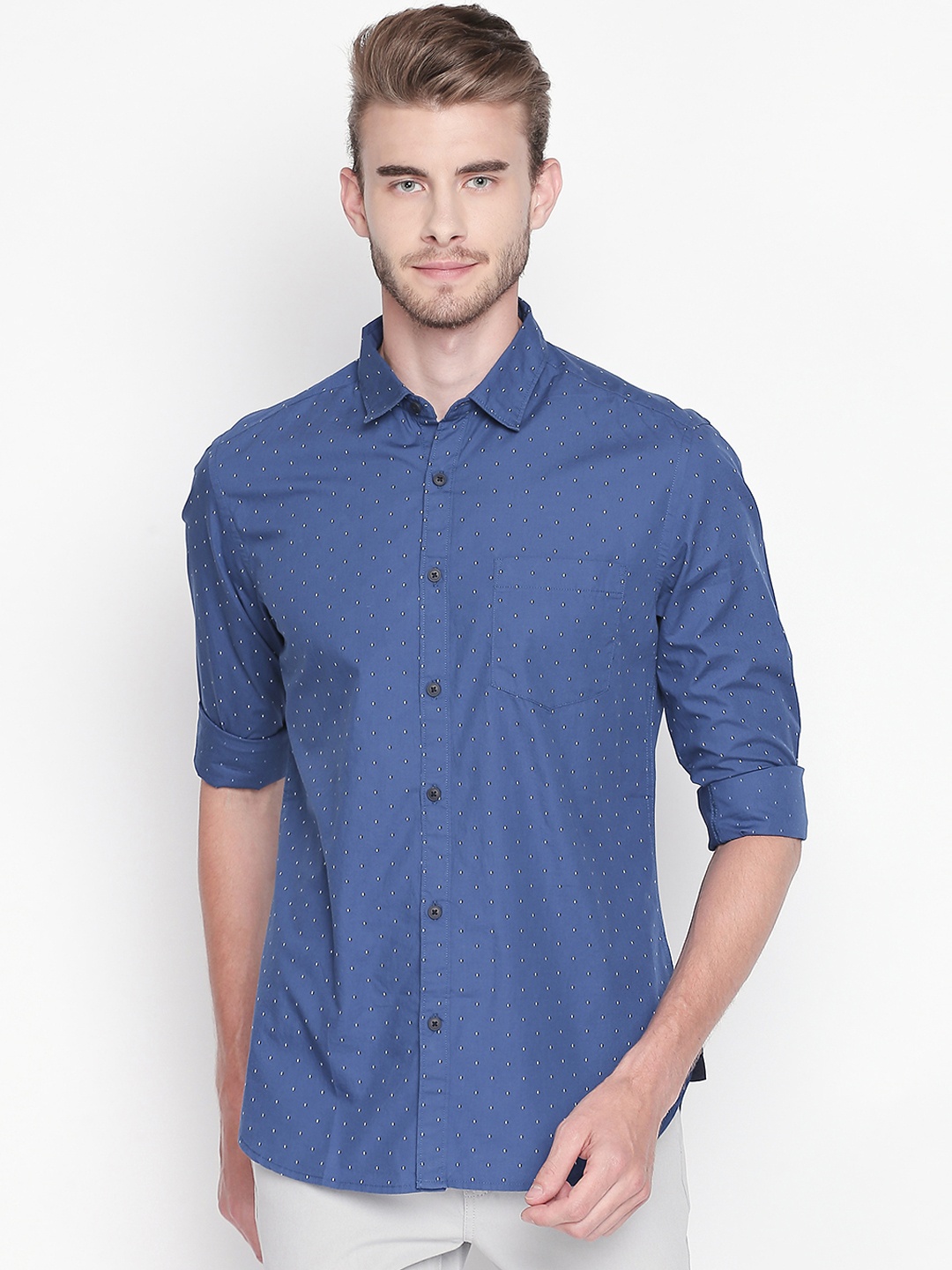 

BYFORD by Pantaloons Men Blue Slim Fit Printed Casual Shirt