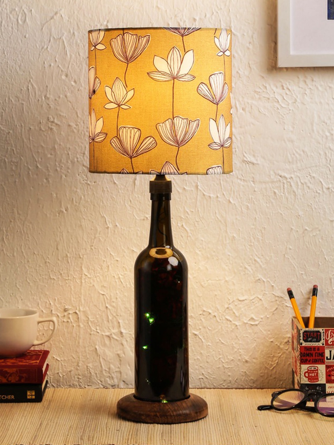 

green girgit Yellow Floral Printed Bedside Table Top Lamp with Shade