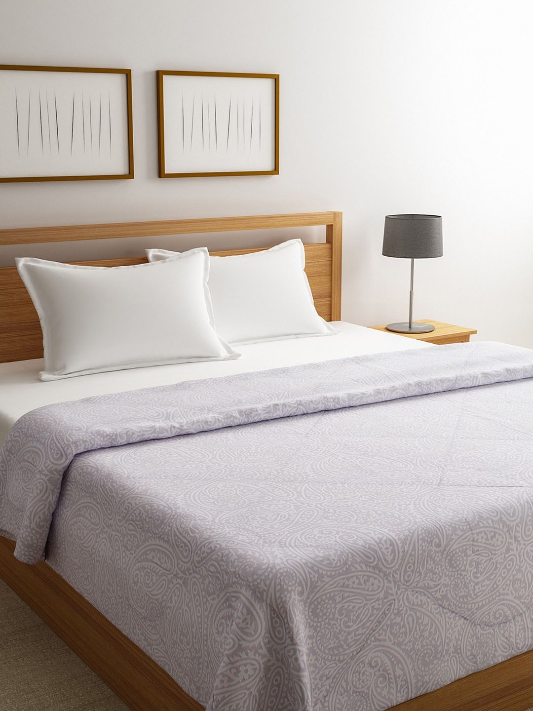 

ROMEE White Ethnic Motifs AC Room 210 GSM Double King Bed Comforter