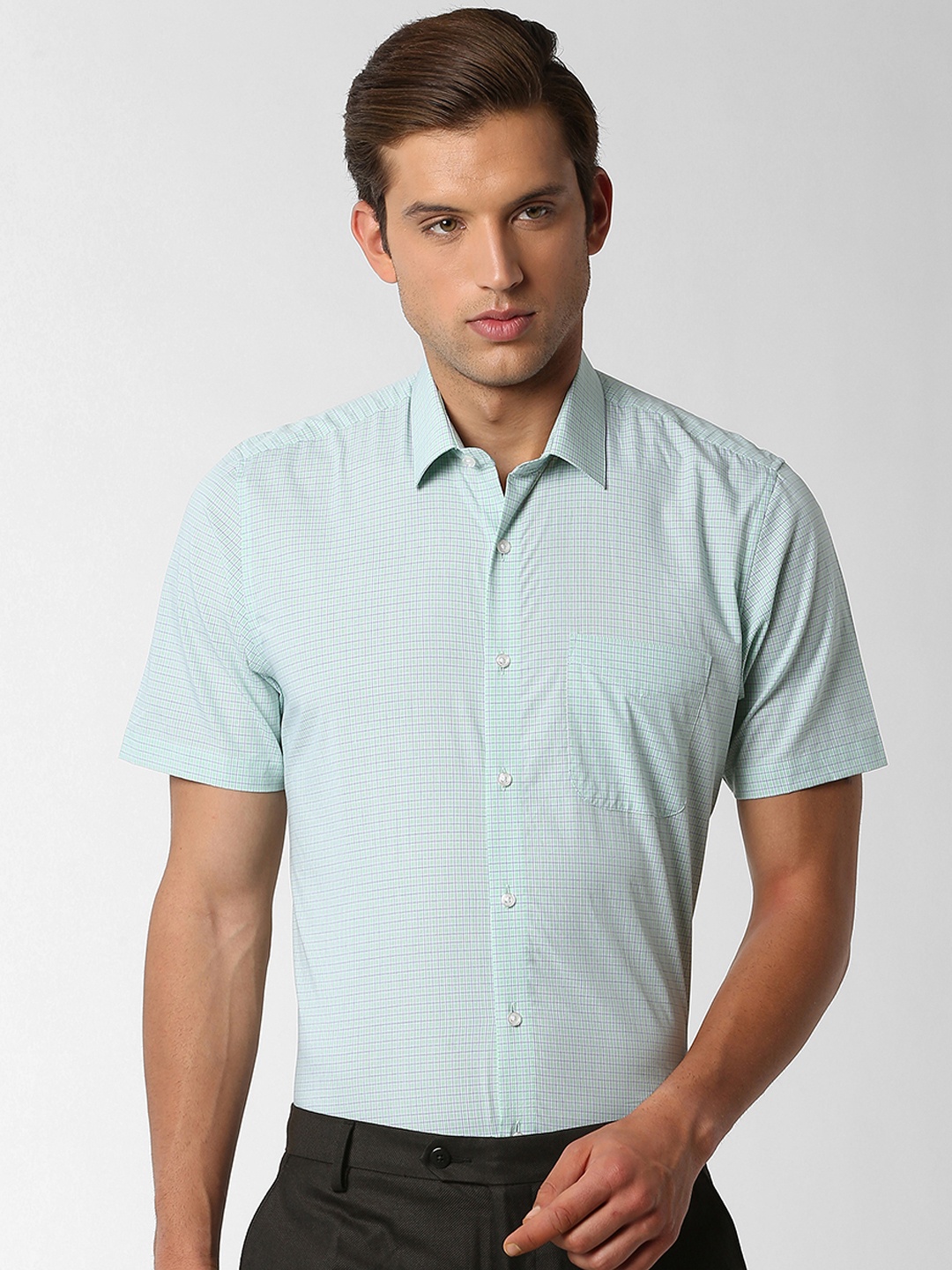 

Peter England Men Green Regular Fit Checked Formal Shirt