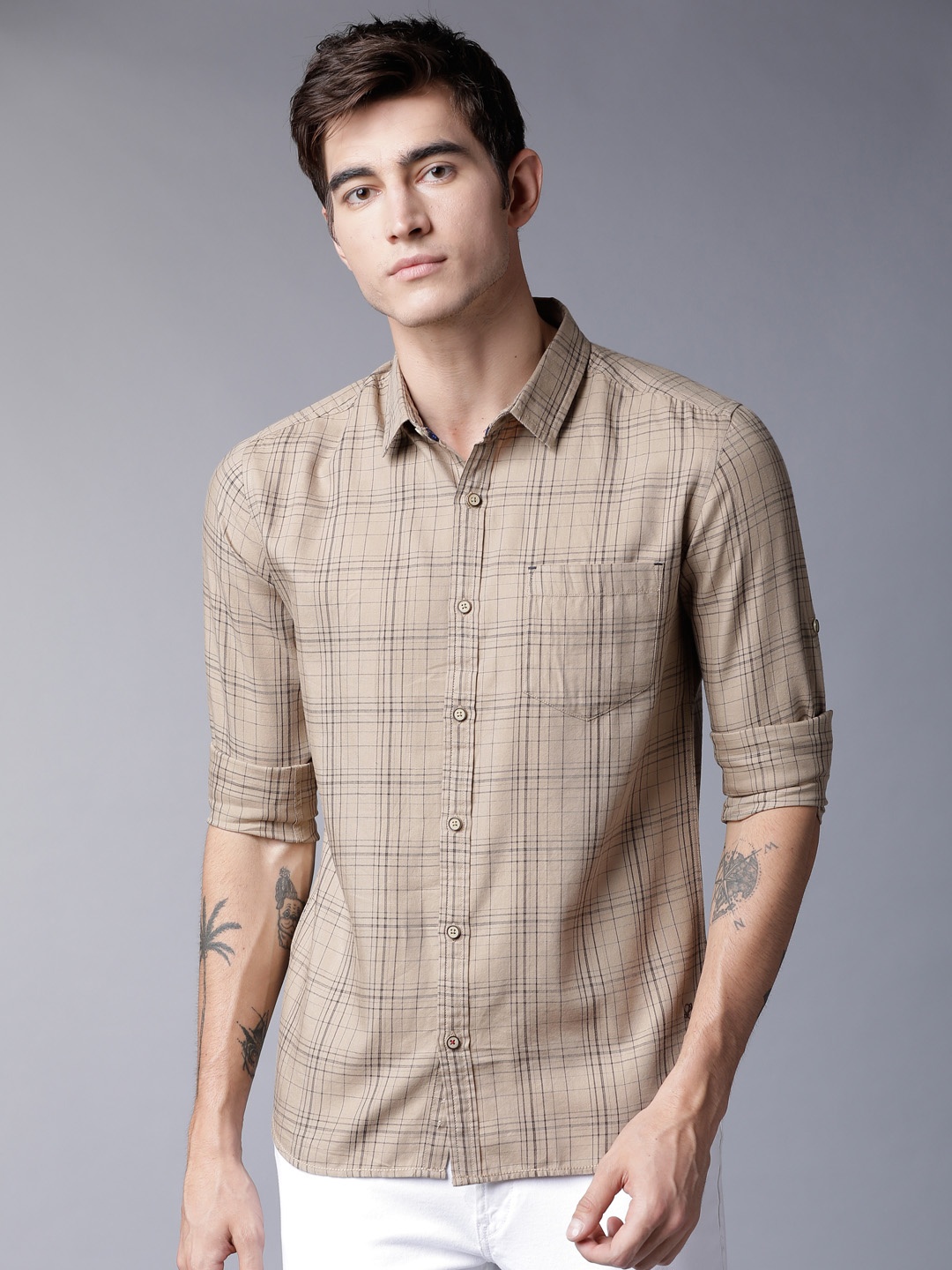 

LOCOMOTIVE Men Beige & Brown Slim Fit Checked Casual Shirt
