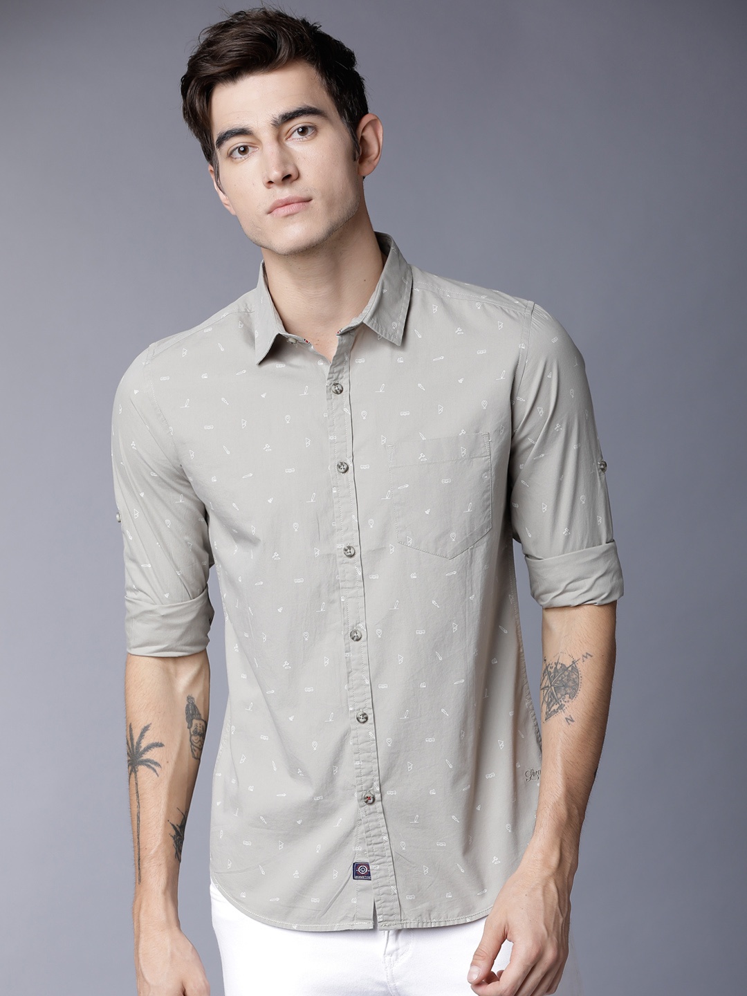 

LOCOMOTIVE Men Olive Green & White Slim Fit Printed Casual Shirt