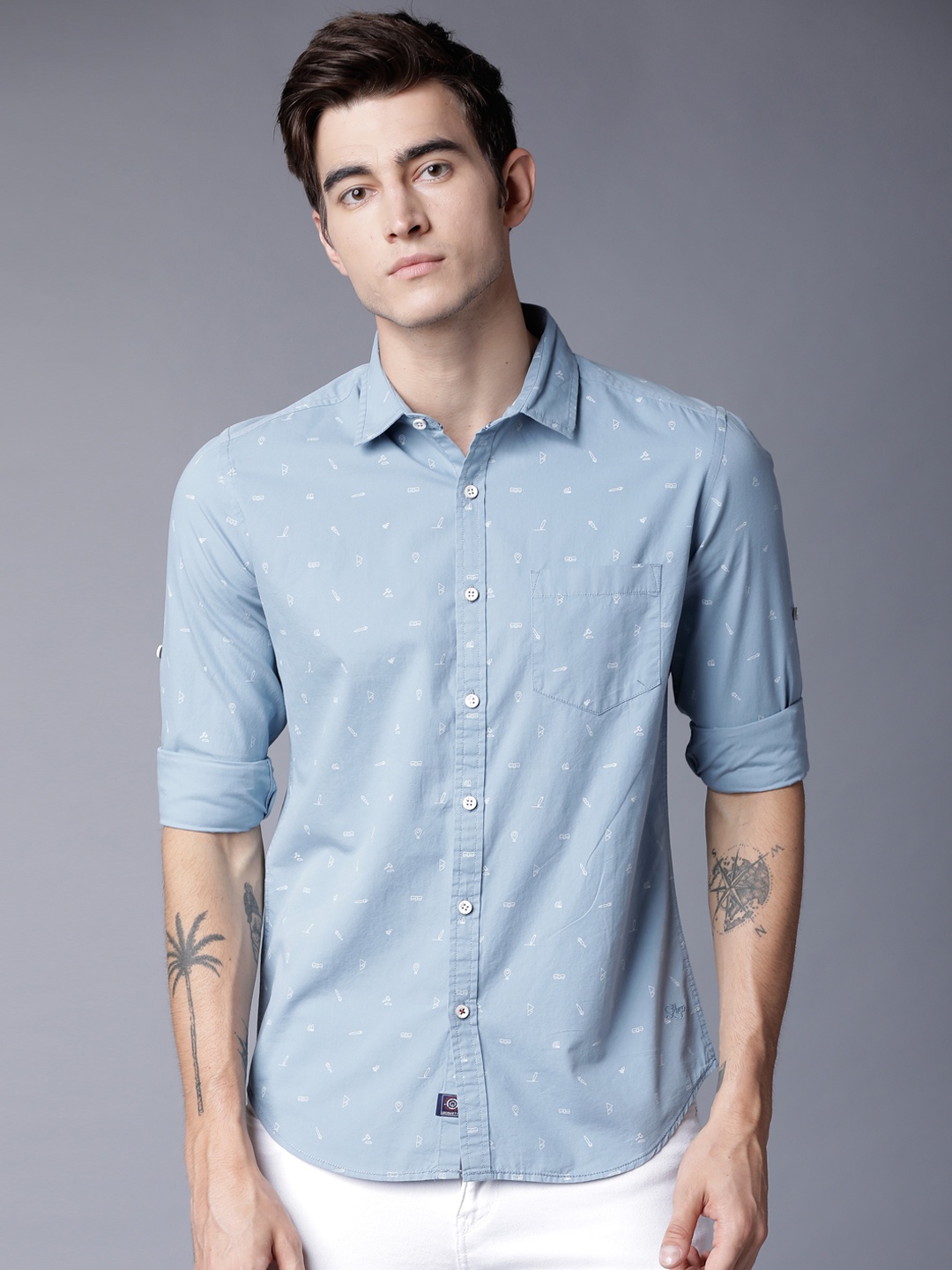 LOCOMOTIVE Men Blue Slim Fit Printed Casual Shirt