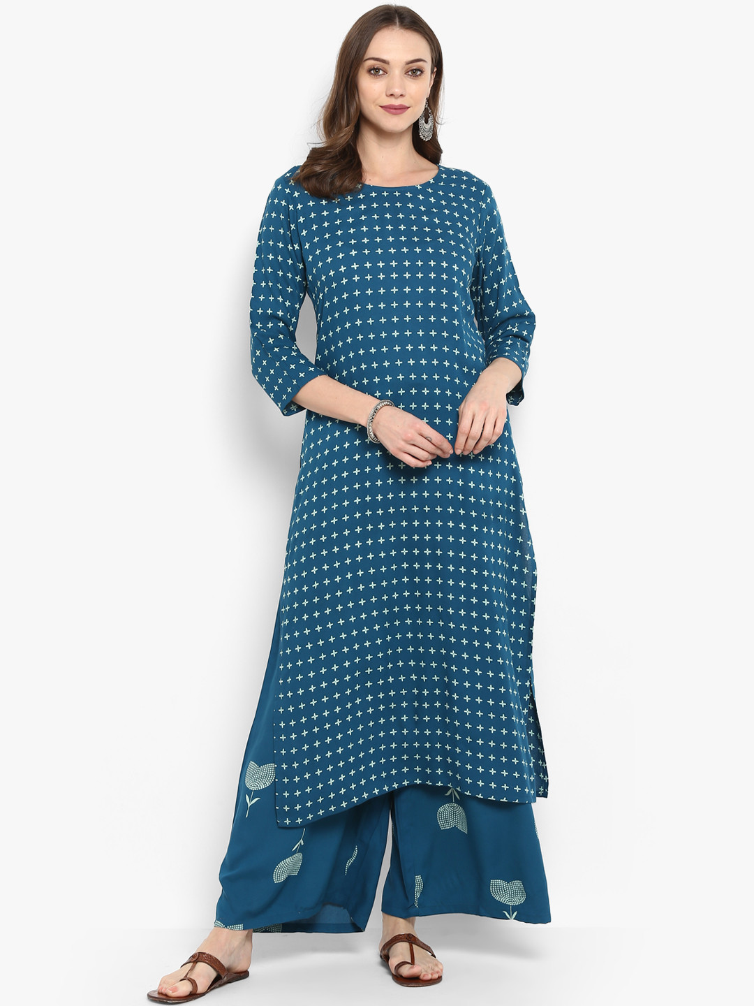

Meeranshi Women Navy Blue Printed Kurta with Palazzos