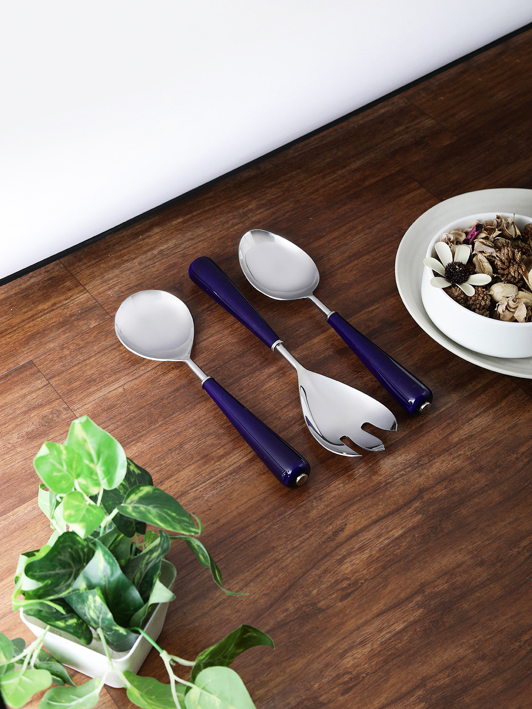 

VarEesha Navy Blue Set Of 3 Handmade Solid Stainless Steel Spoons Set