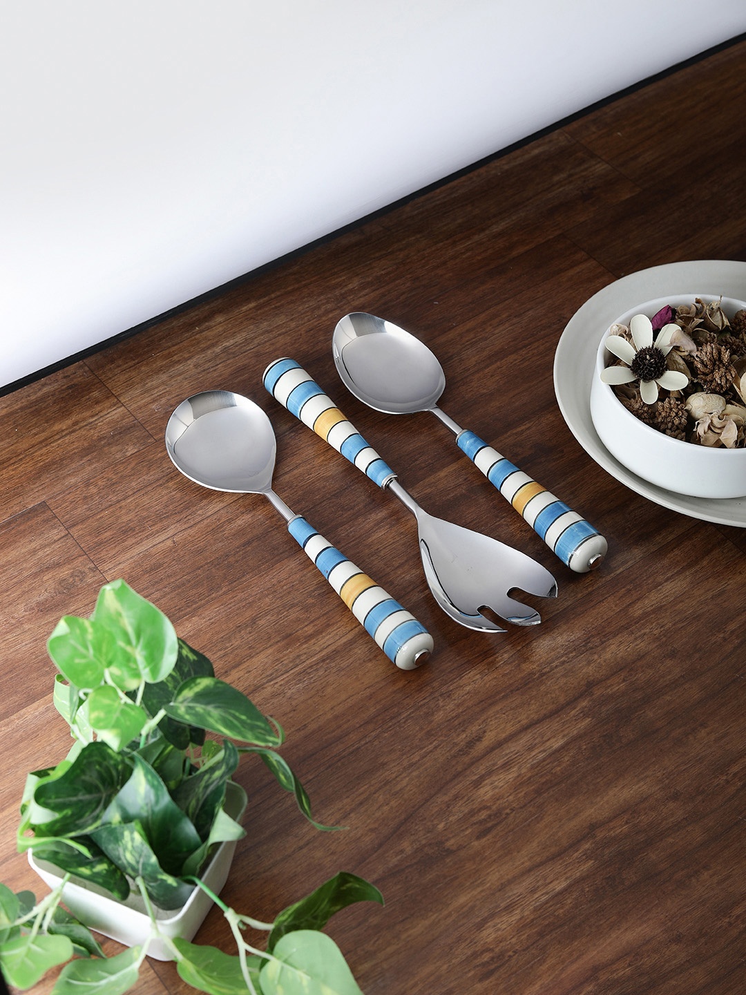 

VarEesha Set Of 3 Stainless Steel Hand-Painted Spoon Set, Blue