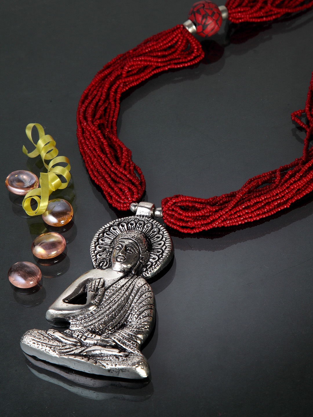 

Moedbuille Red & Silver-Plated Handcrafted Necklace