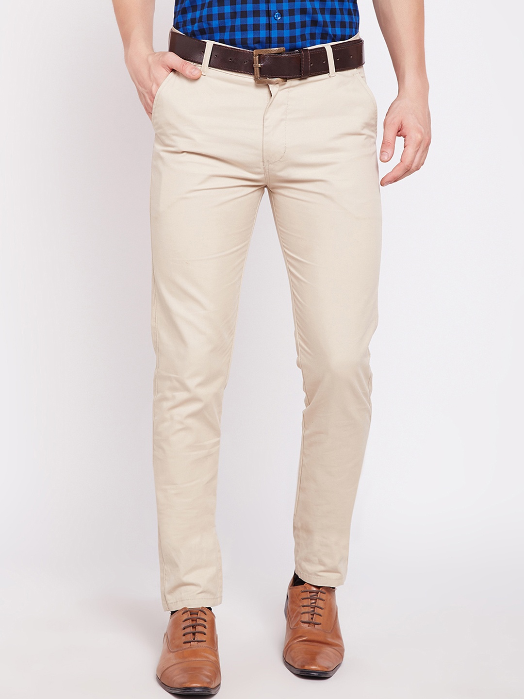 

Hancock Men Beige Slim Fit Solid Regular Trousers