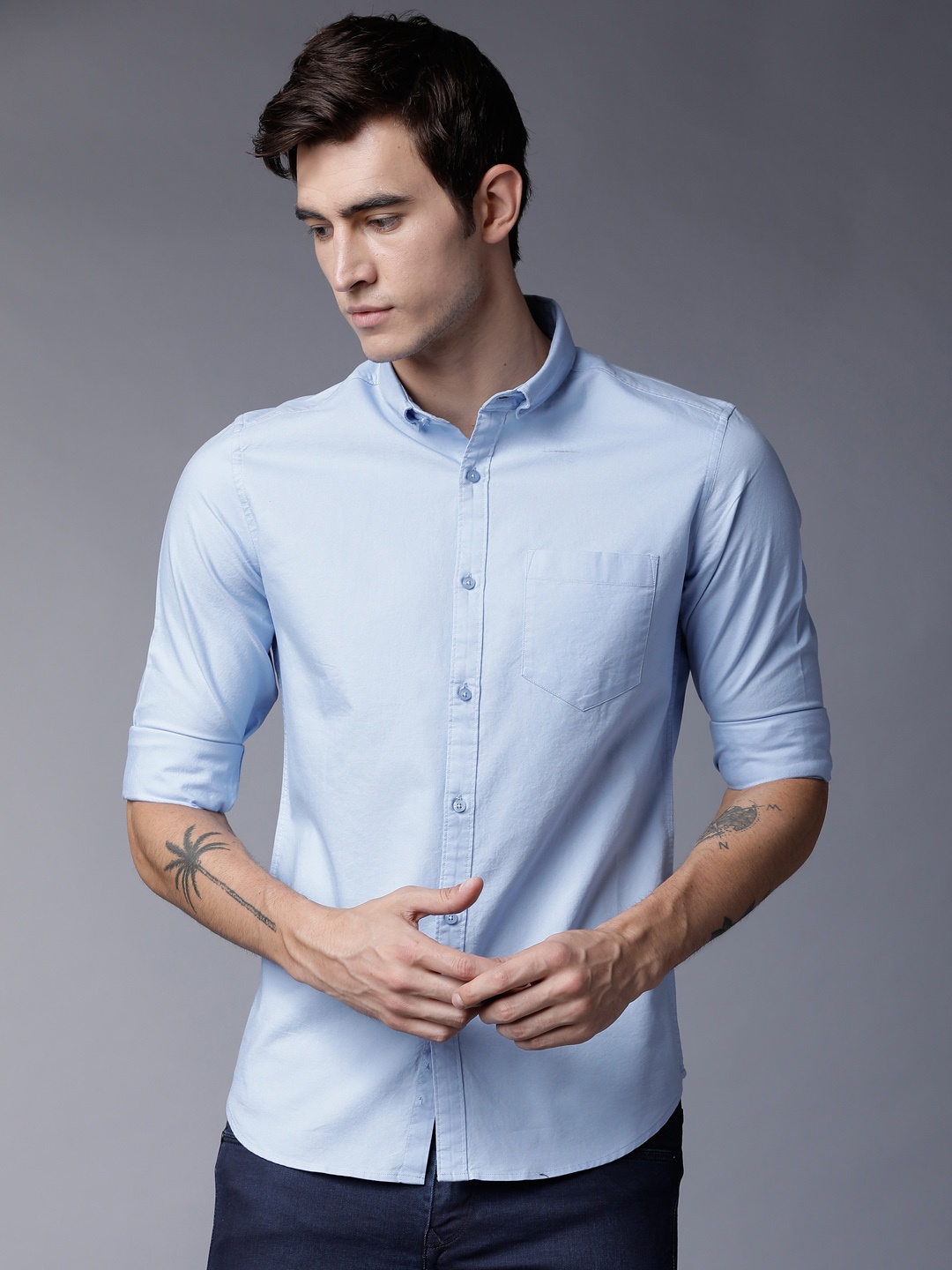 

Black coffee Men Blue Slim Fit Solid Casual Shirt
