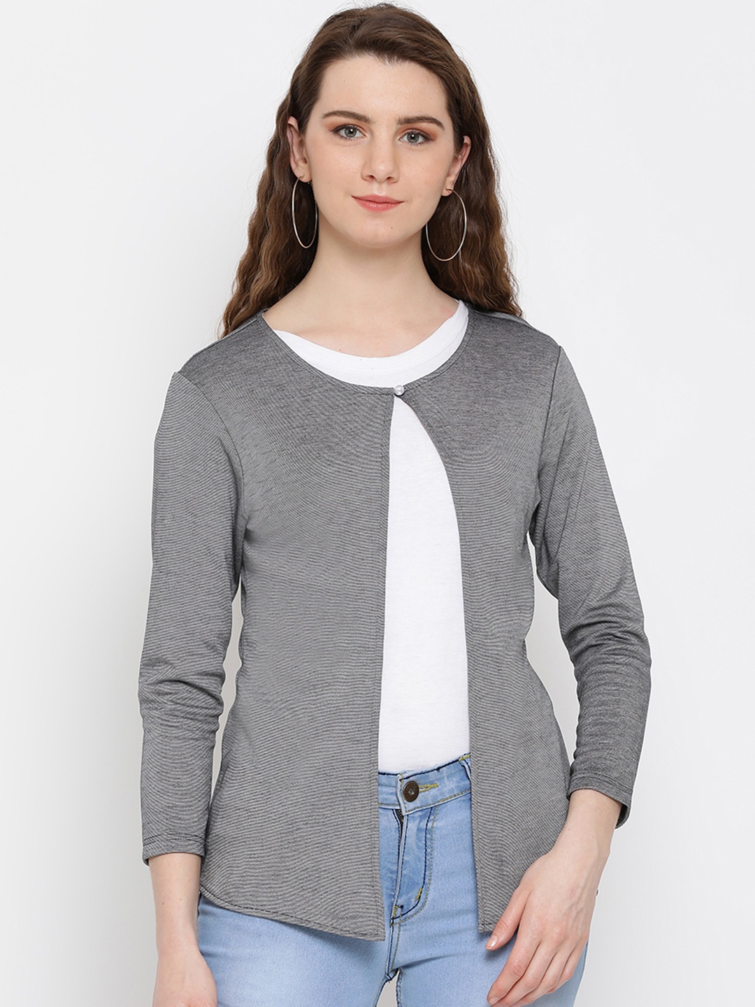 

WISSTLER Grey Solid Button Shrug