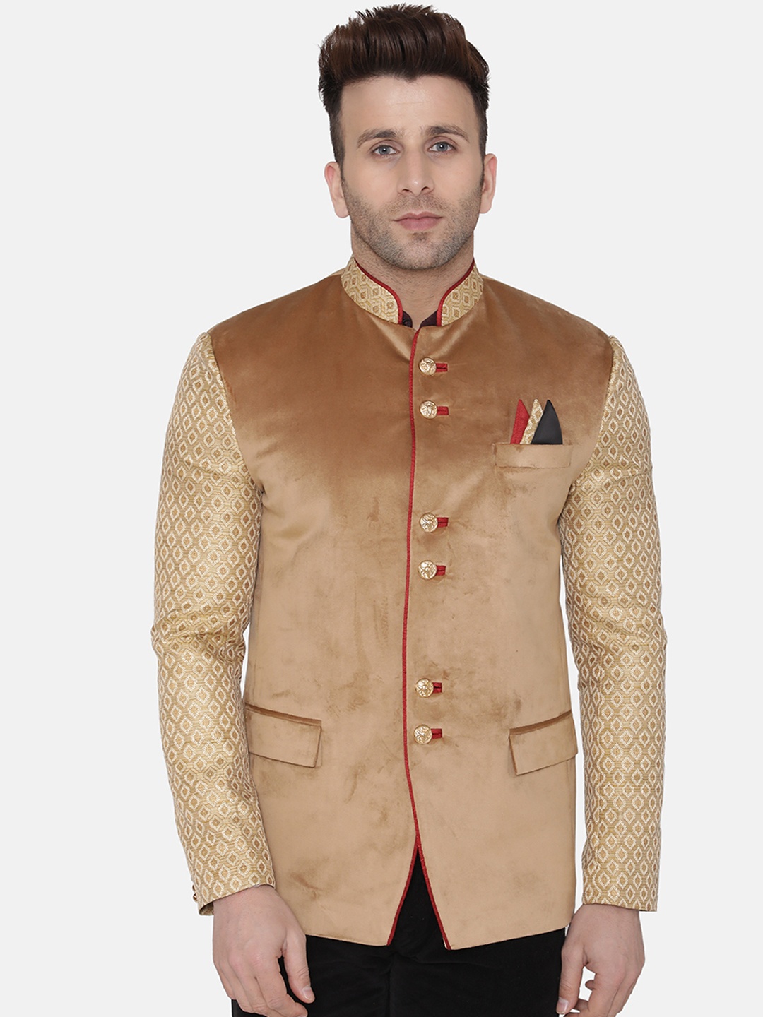 

Wintage Men Gold-Toned Solid Regular-Fit Velvet Bandhgala Blazer
