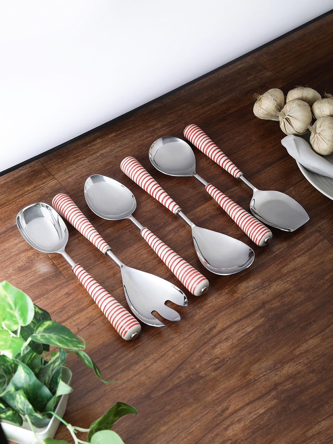 

VarEesha Set of 6 Red Hand-Painted Spoons Set