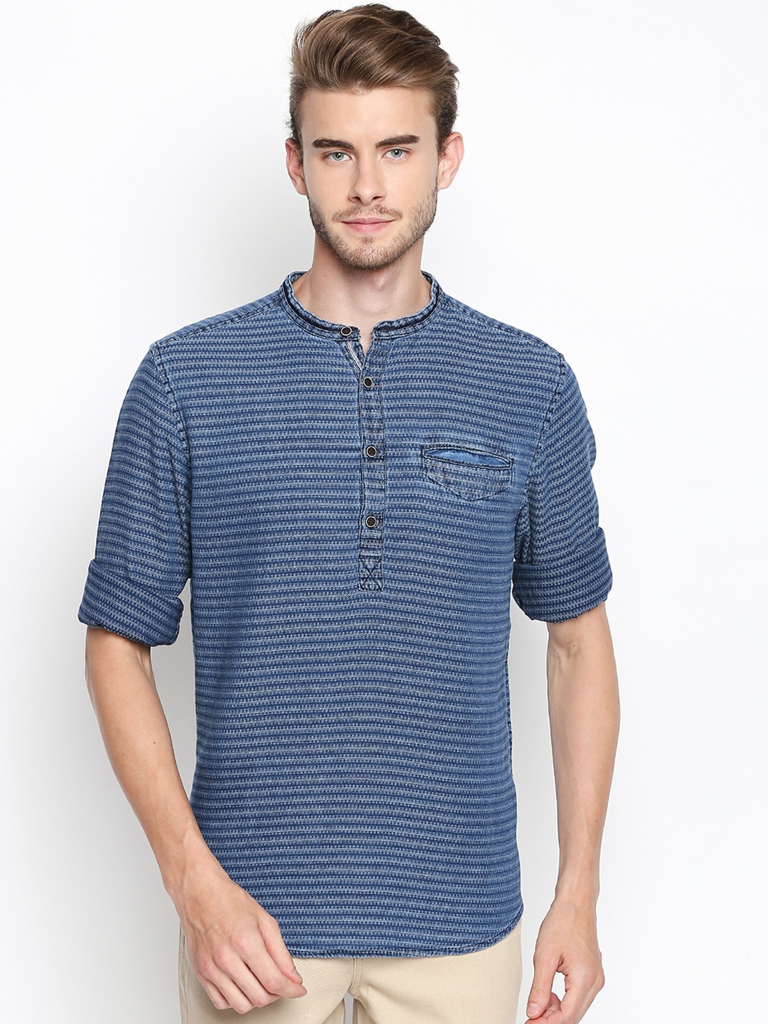 

SF JEANS by Pantaloons Men Blue Slim Fit Self Design Casual Shirt