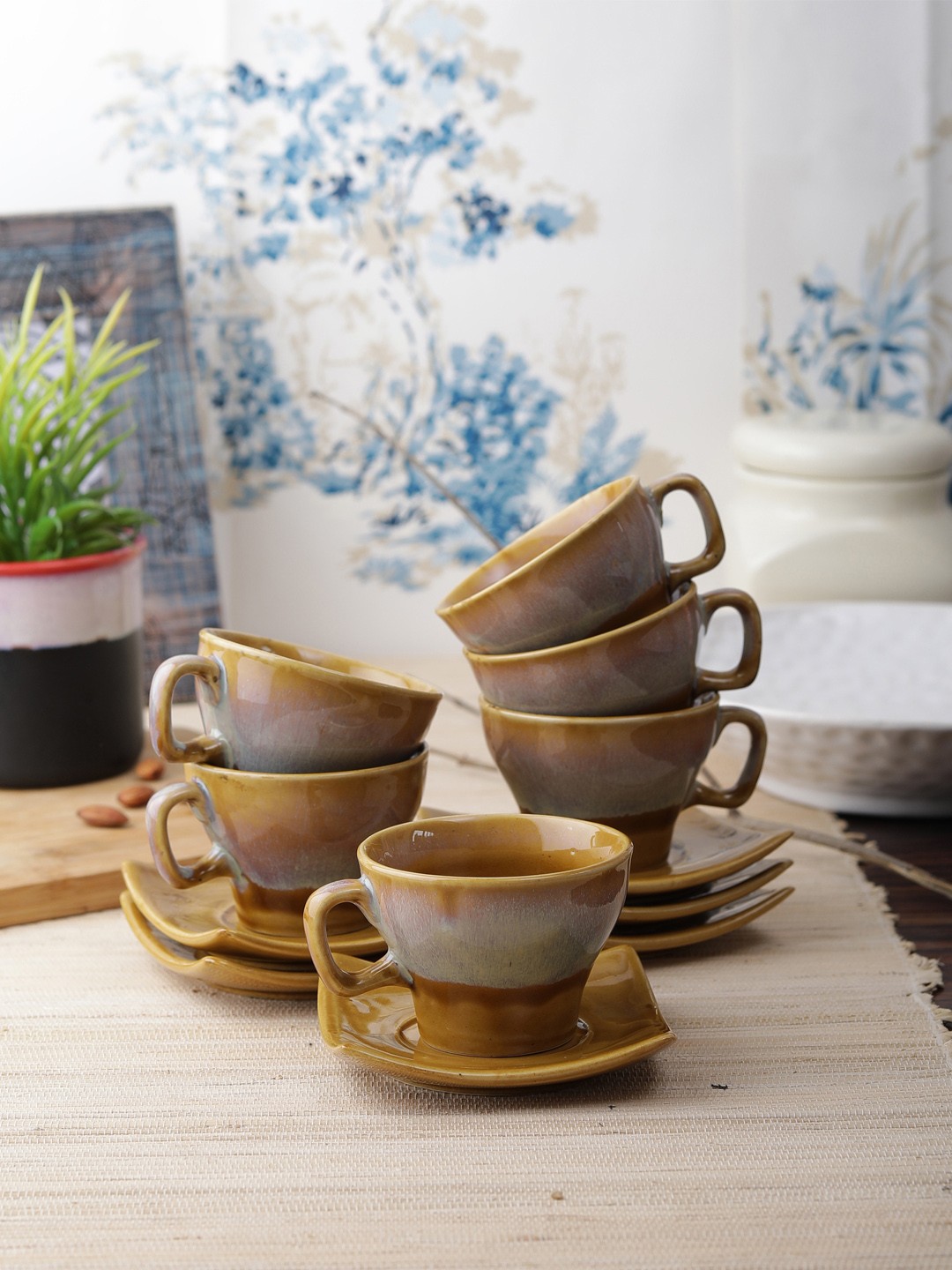 

VarEesha Set of 6 Brown Solid Ceramic Cups and Saucers