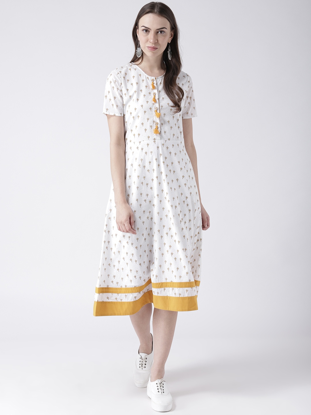 

DODO & MOA Women White Printed Fit and Flare Dress