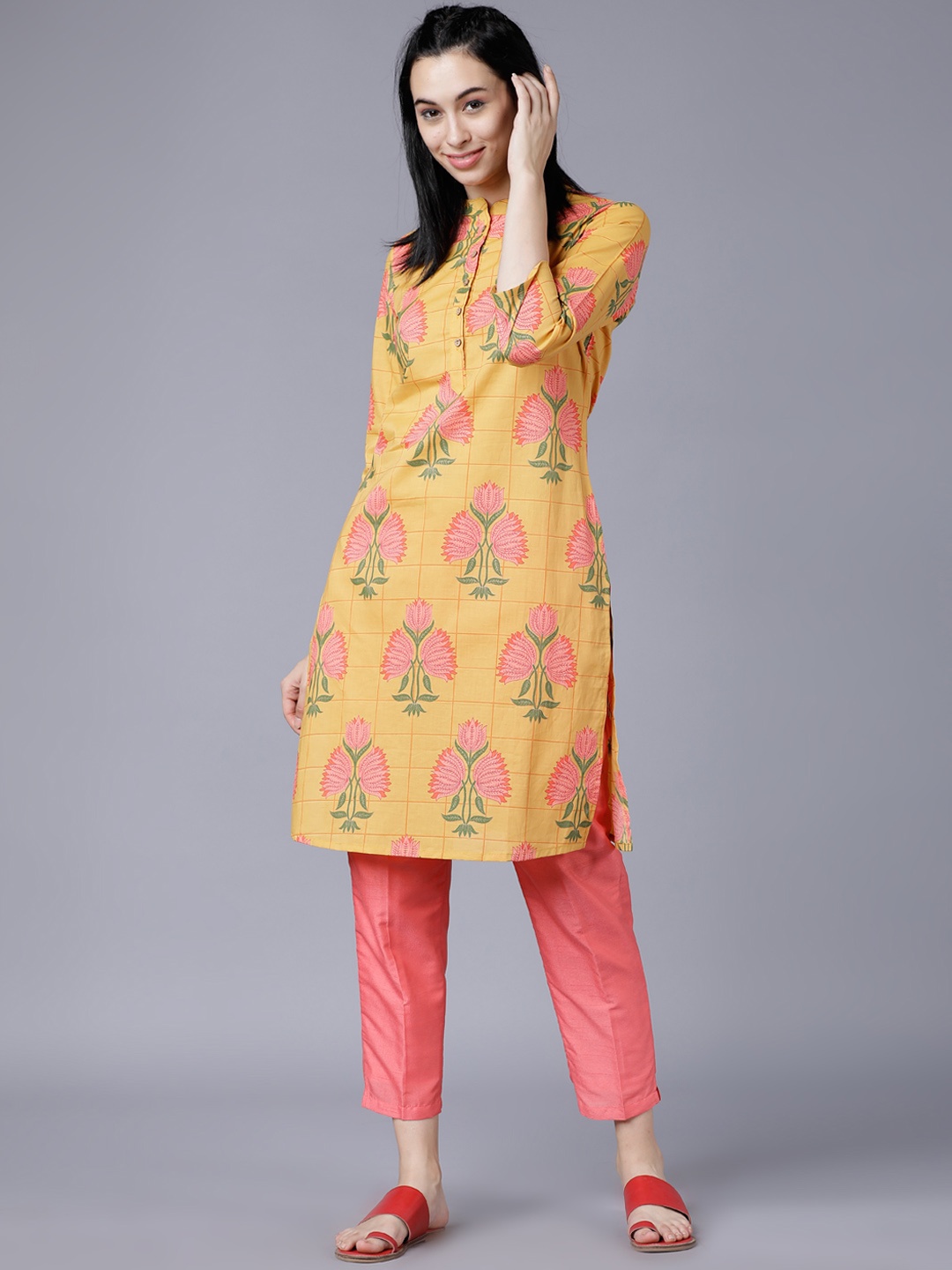 

Vishudh Women Mustard Yellow & Coral Pink Printed Straight Kurta