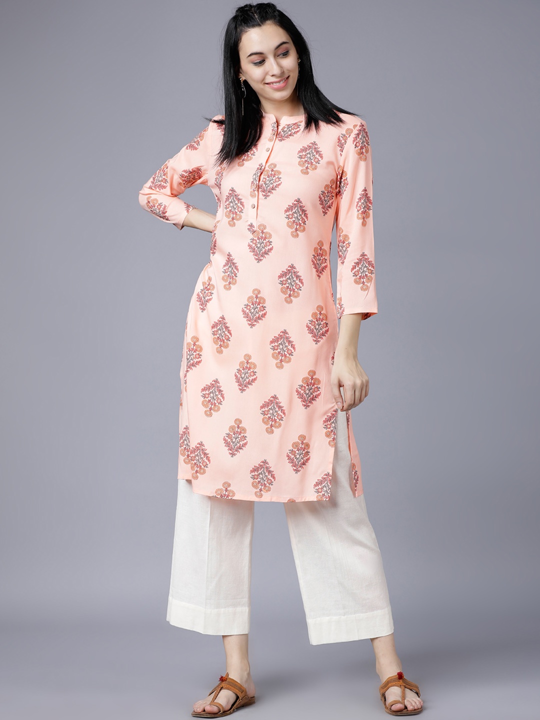 

Vishudh Women Peach-Coloured Floral Printed Straight Kurta