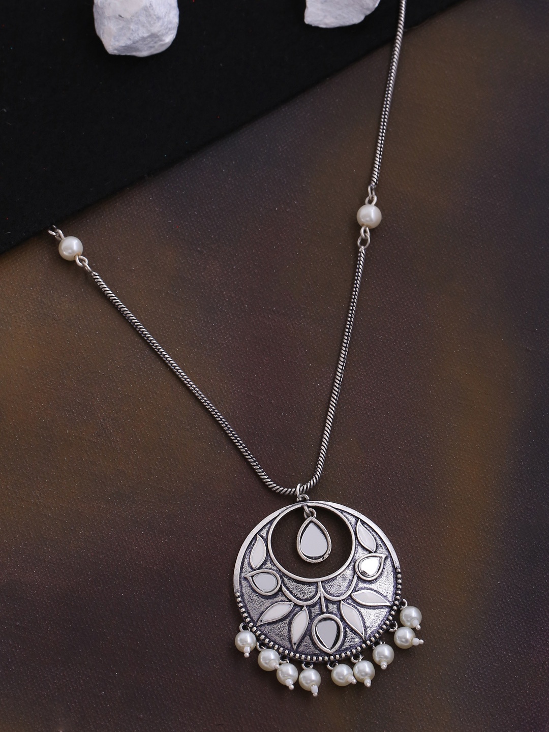 

Voylla Women Oxidised Silver-Plated & White Embellished Pendant With Chain
