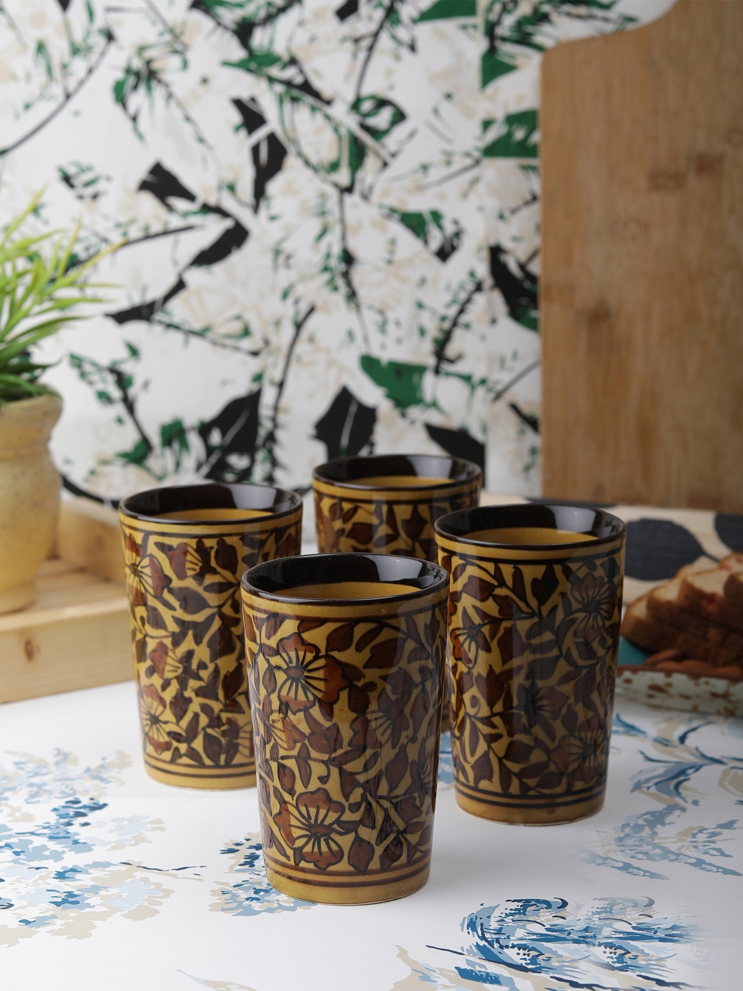 

VarEesha Set of 4 Brown Printed Ceramic Glasses