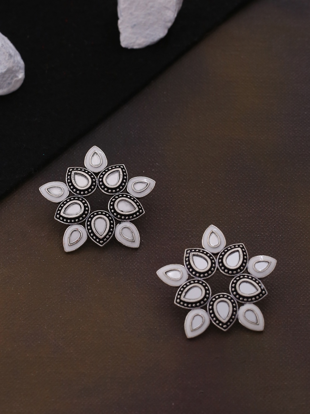 

Voylla Silver-Toned Teardrop Shaped Studs