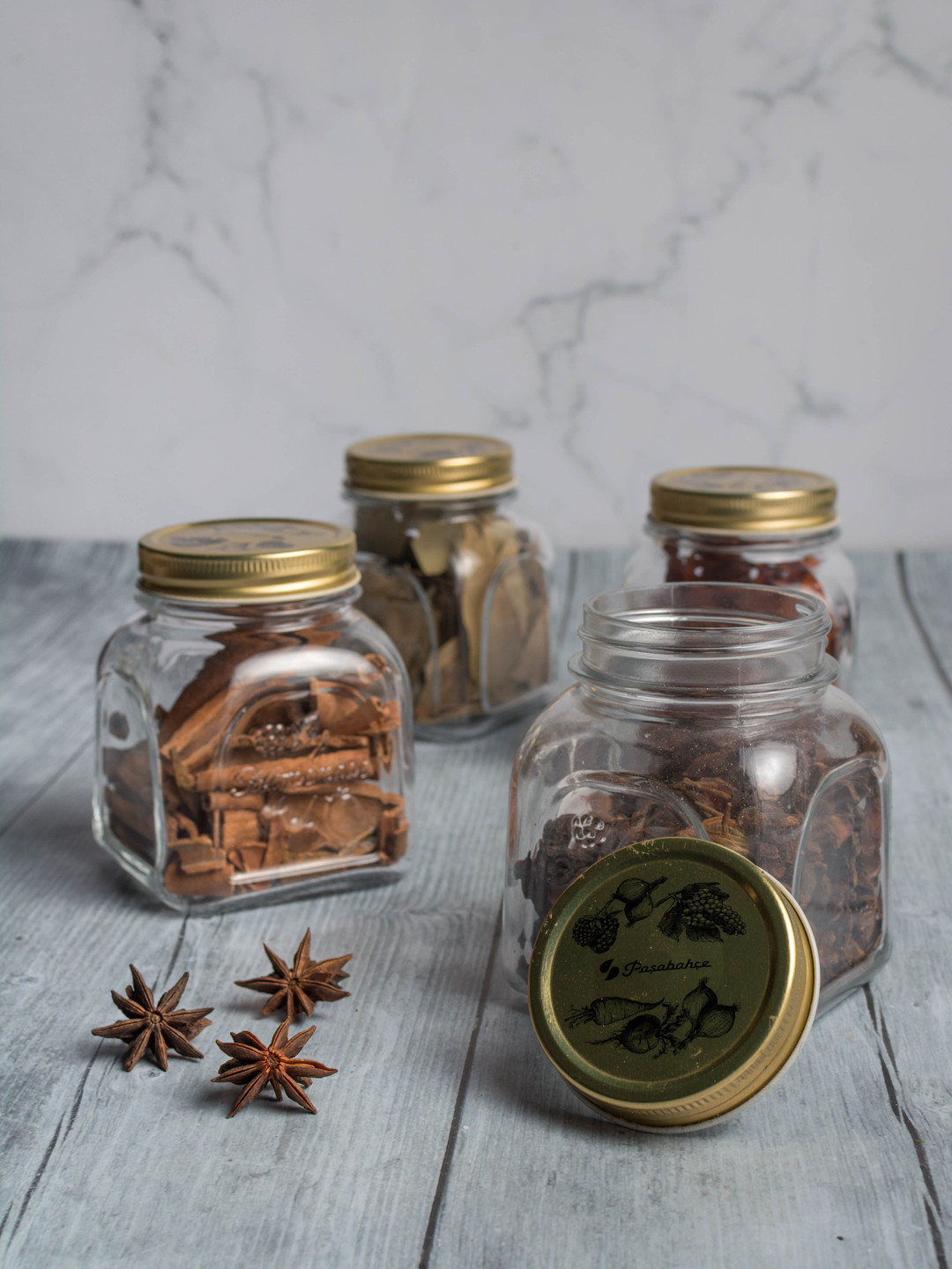 

Pasabahce Set of 4 Transparent Glass Jars With Lids 500 ml