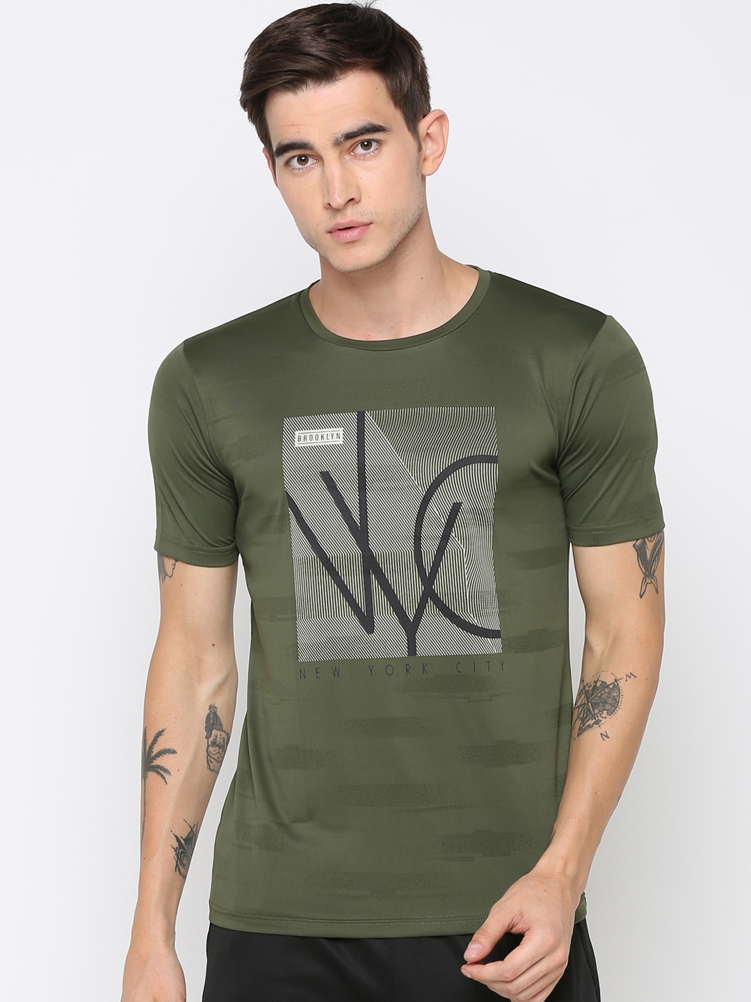 

PERFKT-U Men Green Printed Round Neck T-shirt