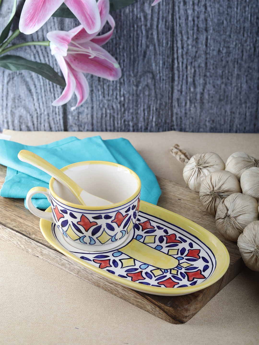 

VarEesha Set of 3 Off-White Printed Ceramic Soup Mug with Tray