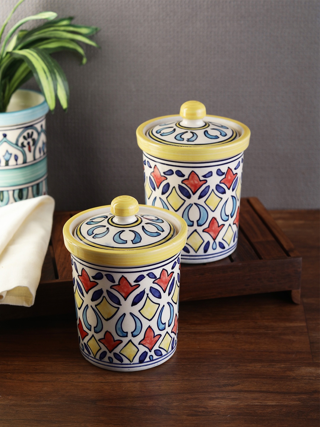 

VarEesha Set of 2 Off-White & Multicoloured Ceramic Jars with Lids