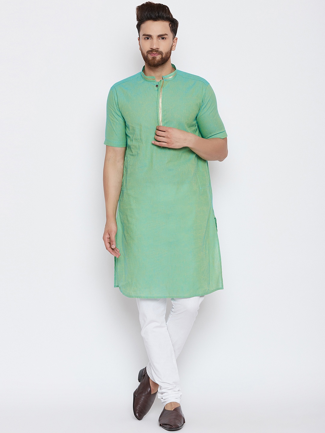 

even Men Green Solid Straight Kurta