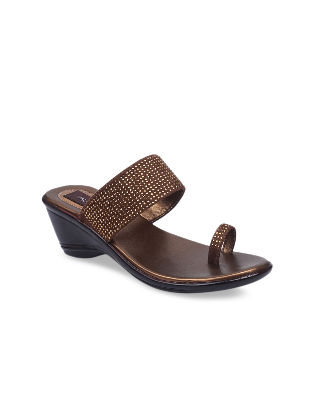 

VALIOSAA Women Copper-Toned Woven Design Sandals