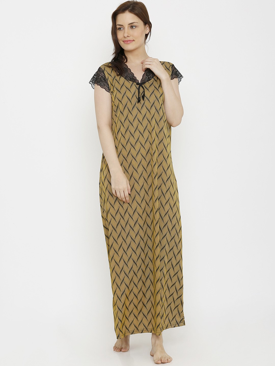 

Pretty Awesome Yellow & Black Printed Nightdress PTAW344
