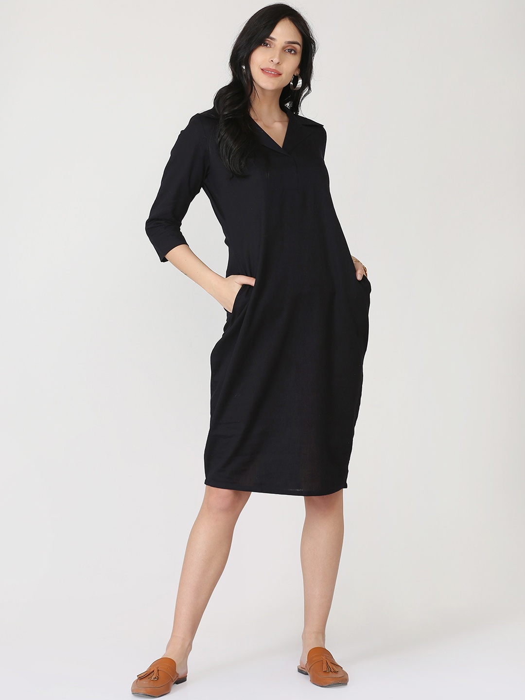 

Abhishti Women Black Solid Shirt Dress