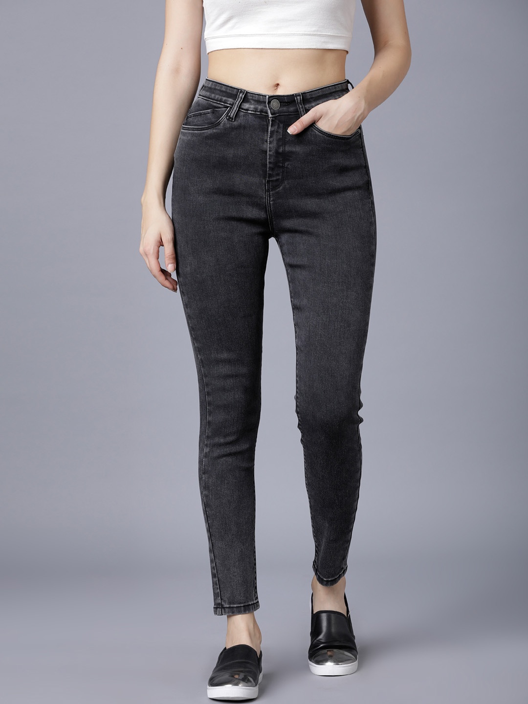 

Tokyo Talkies Women Black Super Skinny Fit Mid-Rise Clean Look Stretchable Jeans