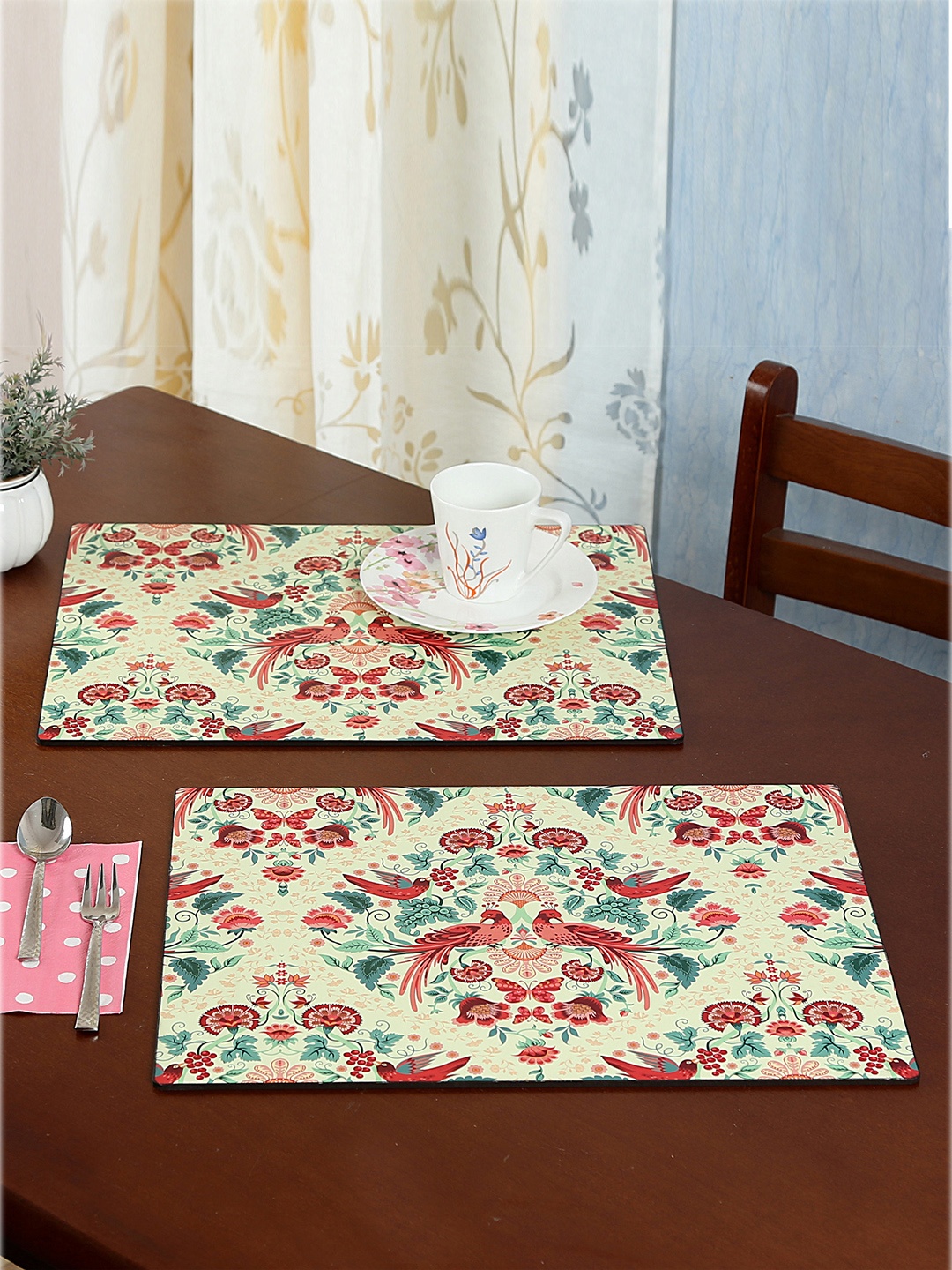 

Reinvention Factory Set of 6 Cream-Coloured Printed Table Placemats