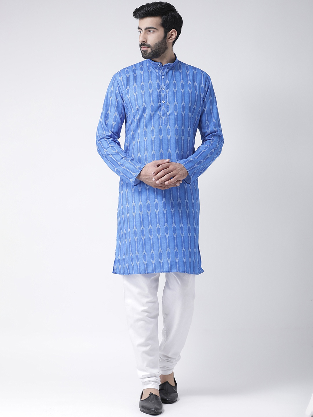 

Hangup Men Blue & White Printed Kurta with Pyjamas