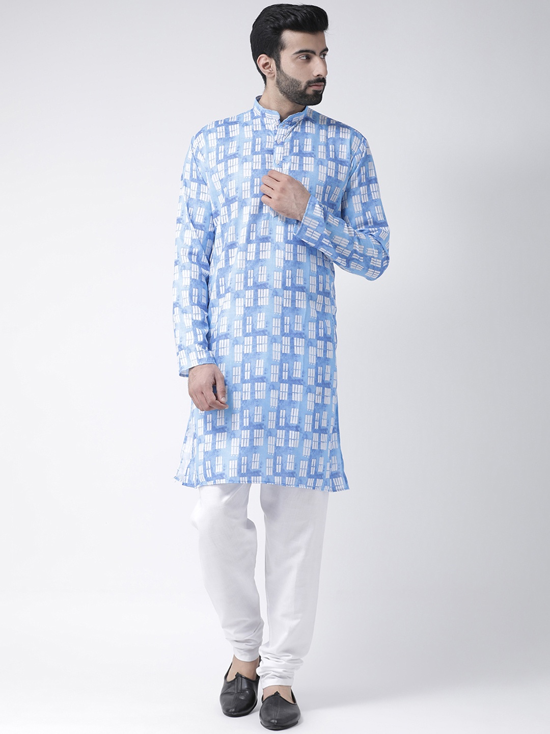 

Hangup Men Blue & White Printed Kurta with Pyjamas