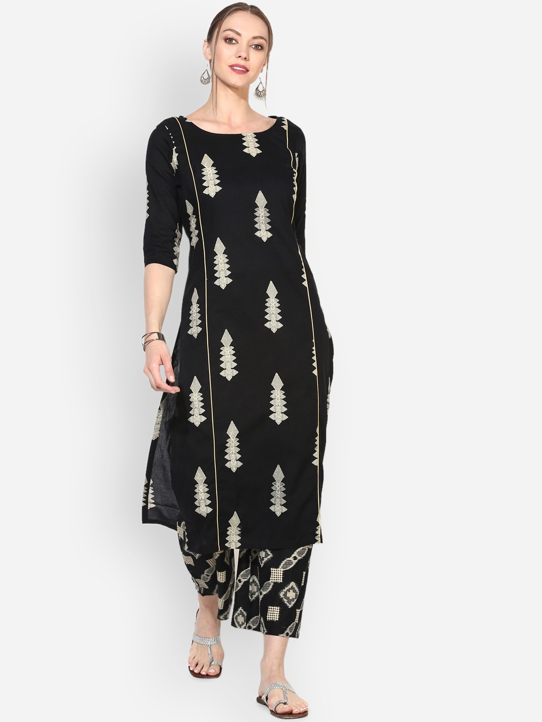 

Myshka Women Black Printed Kurta with Palazzos