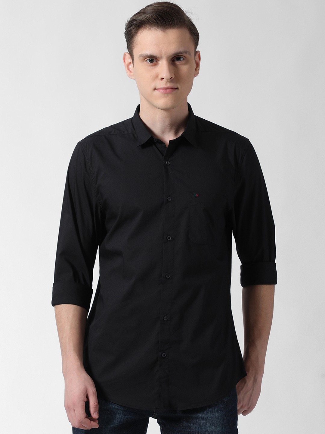 

Peter England Casuals Men Black Slim Fit Solid Casual Shirt