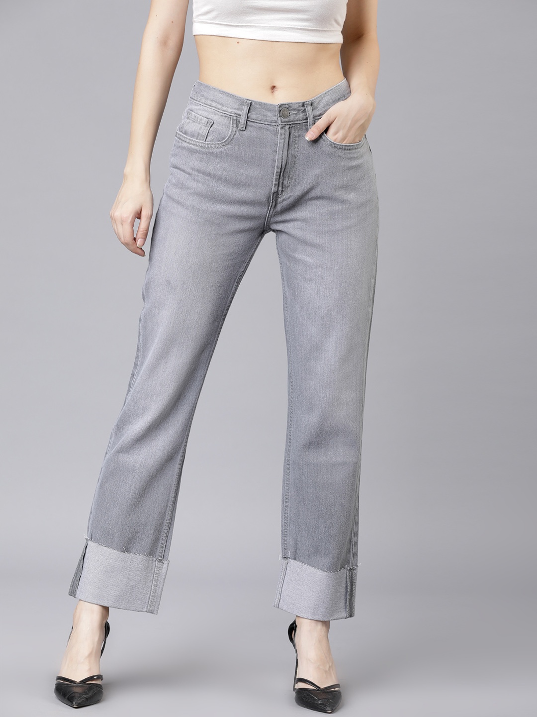 

Tokyo Talkies Women Grey Boyfriend Fit Mid-Rise Clean Look Jeans