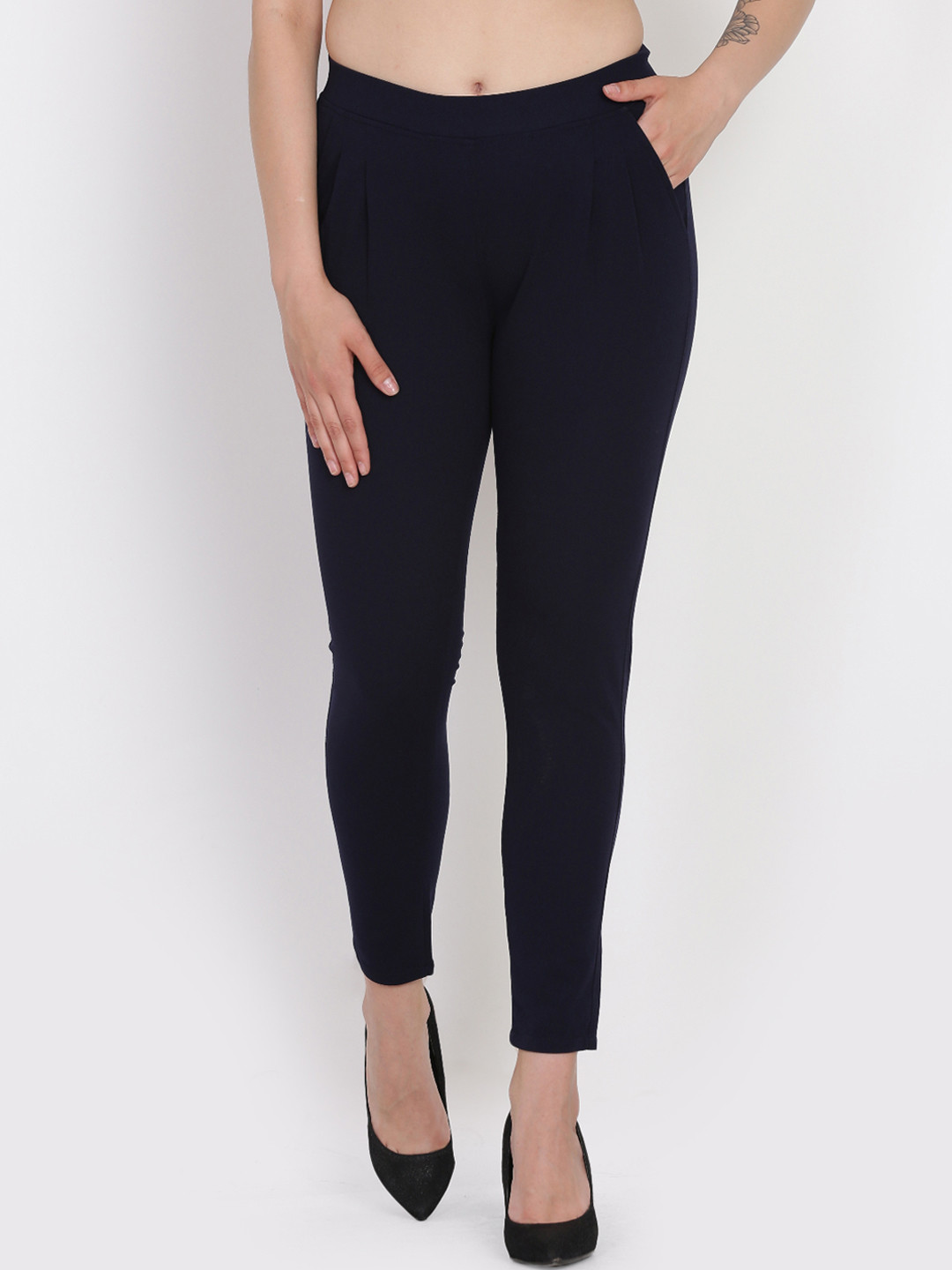

Westwood Women Navy Blue Relaxed Loose Fit Solid Regular Trousers