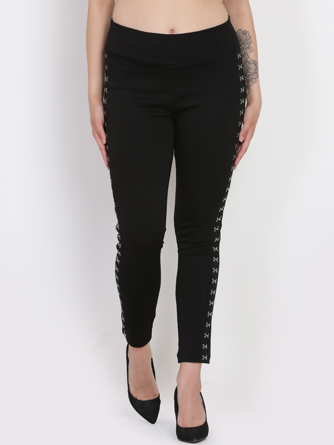 

Westwood Women Navy Blue Solid Treggings, Black