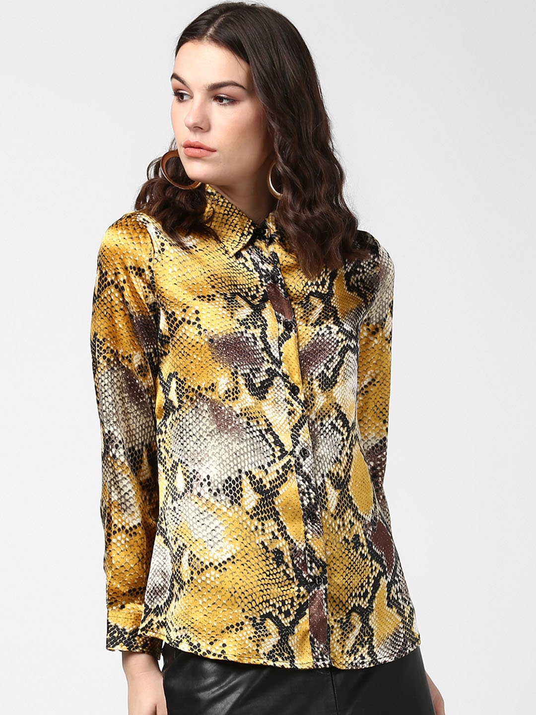 

StyleStone Women Yellow & Grey Regular Fit Printed Semiformal Shirt