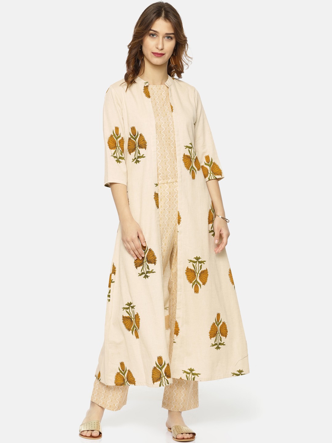 

Alena Women Cream-Coloured Printed Kurta with Trousers