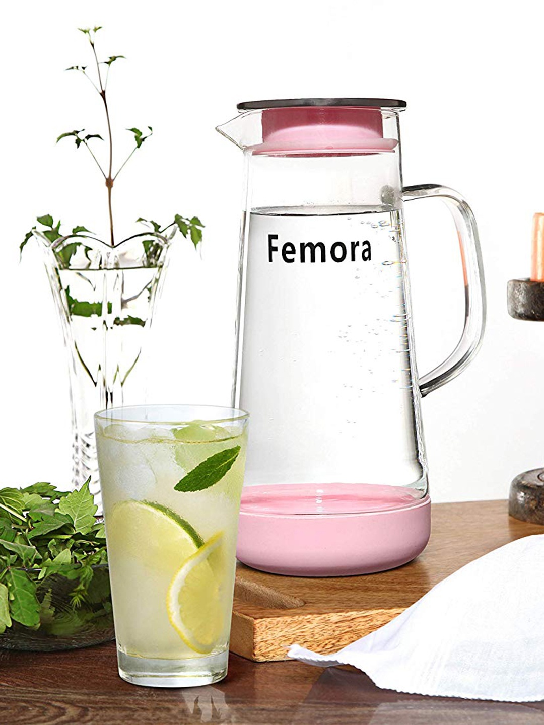 

Femora Transparent Solid Borosilicate Glass Jug with Lid