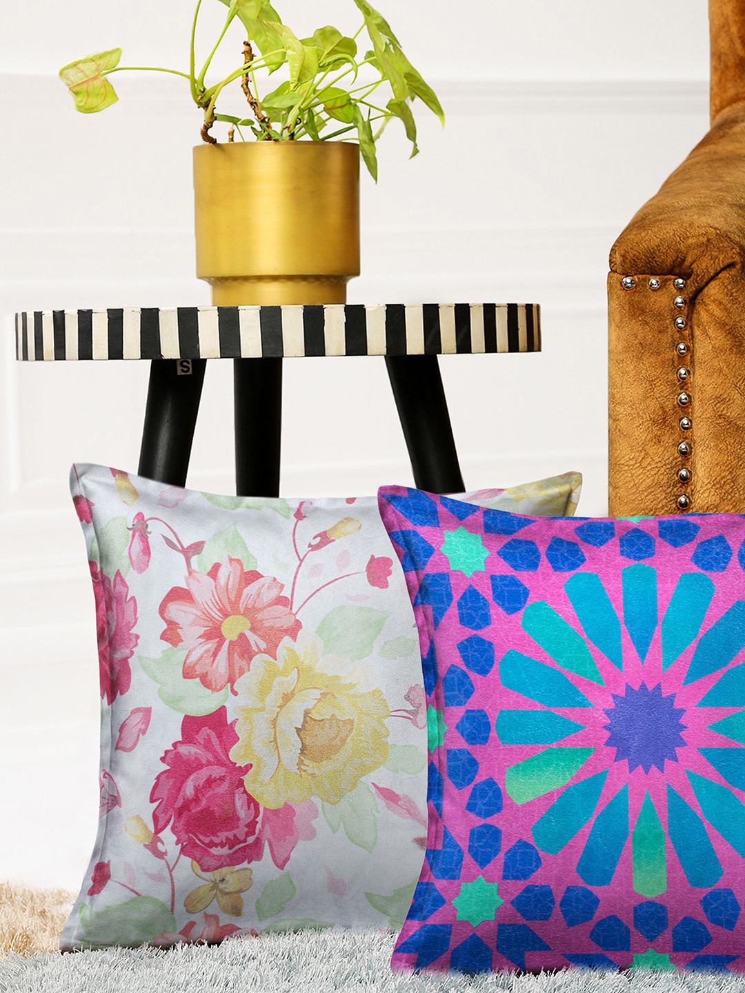 

HOUZZCODE Set of 2 Floral Square Cushion Covers, Multi