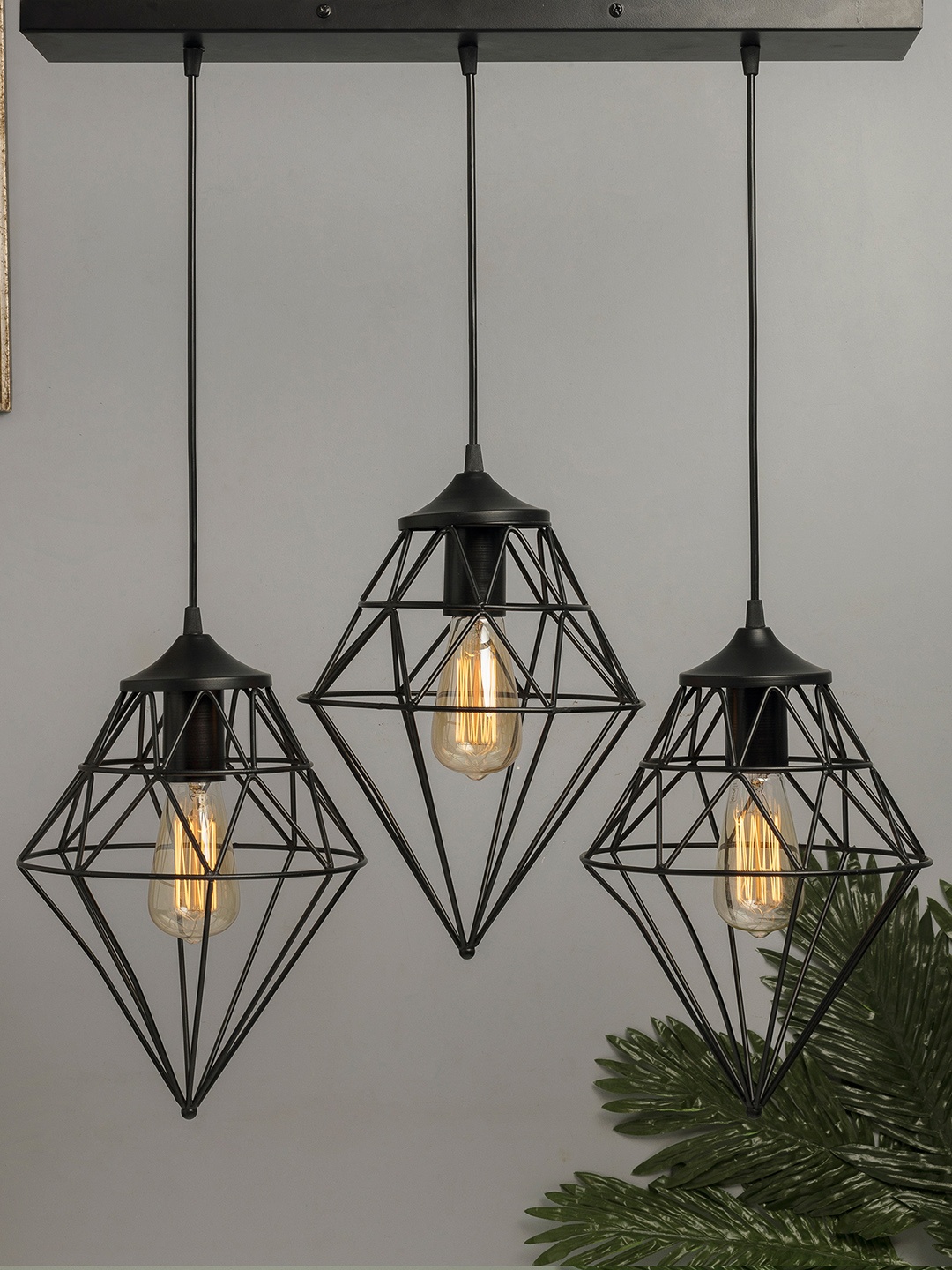 Homesake Black Solid Handcrafted Cluster Lights