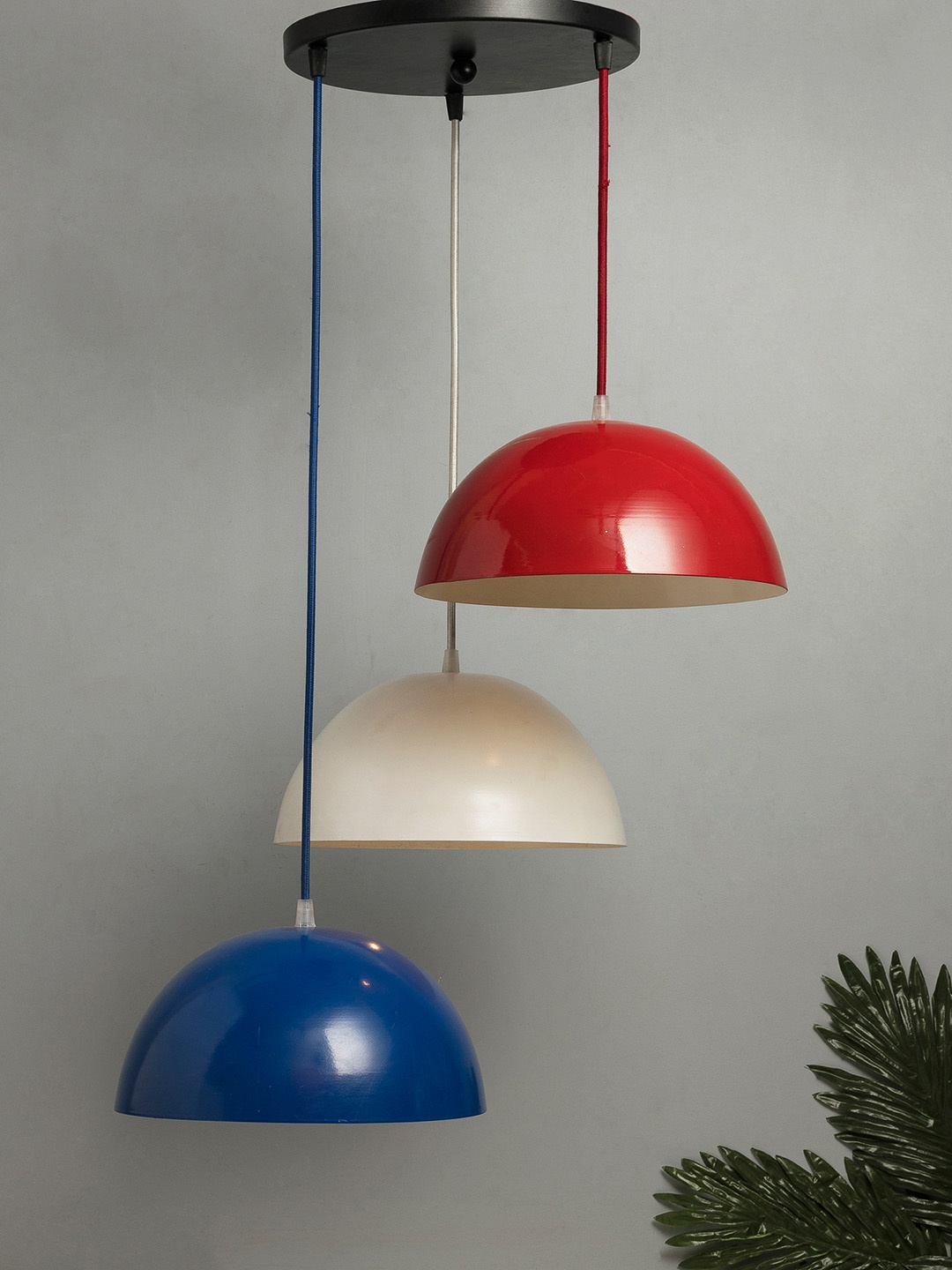 

Homesake Blue & Red Solid Handcrafted Cluster Lights