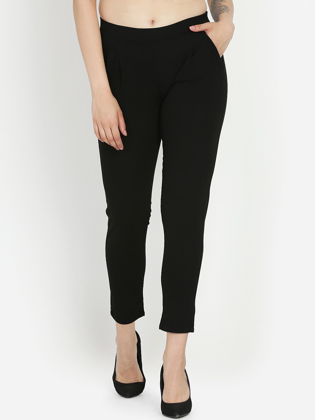 Westwood Women Black Relaxed Loose Fit Solid Regular Trousers